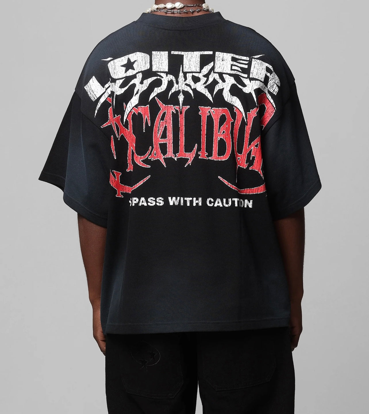 Loiter Trespass Tee Black