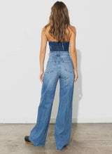 Vibrant Boyfriend Jean Medium Wash