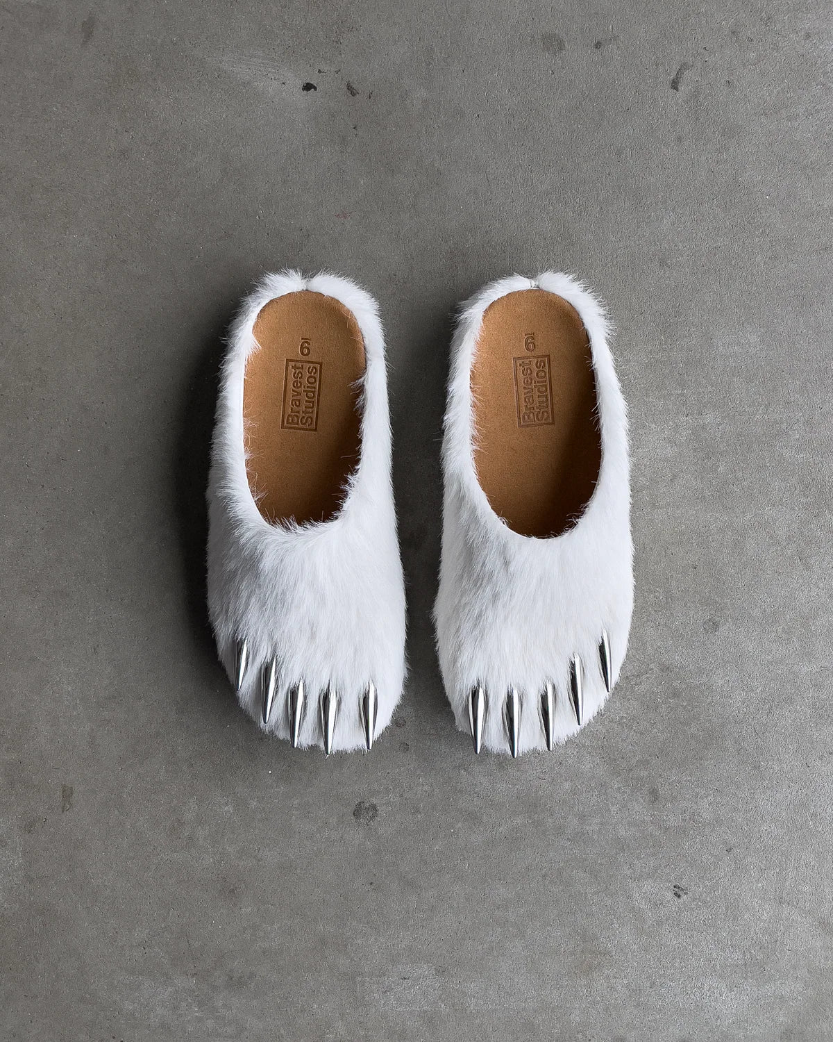 Bravest Studios Bear Claw White