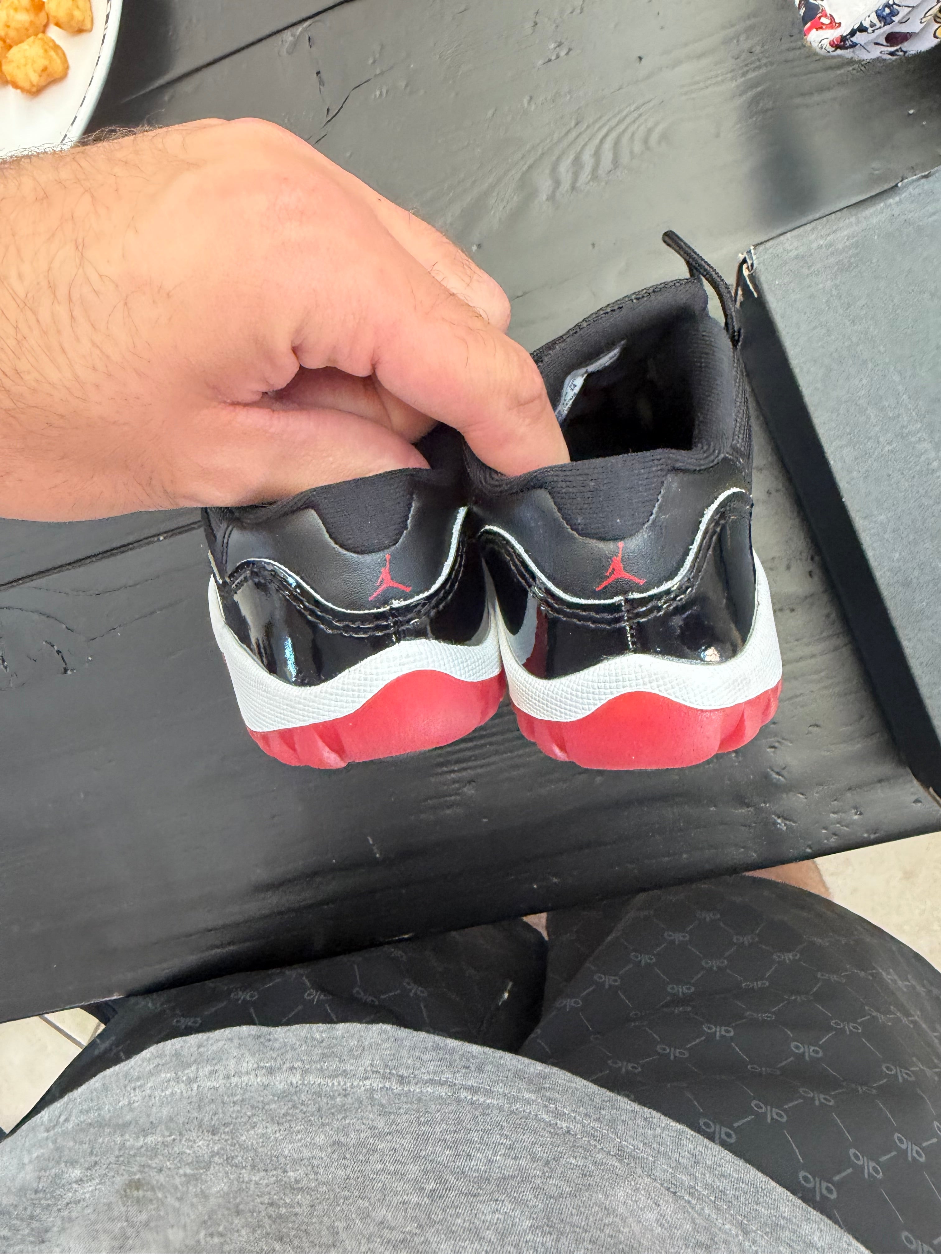 Bred Low Size 8C (Pre-Owned)