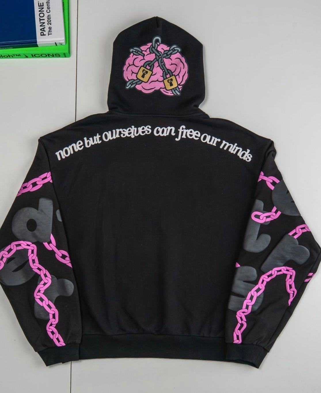 Red Letters Chain Hoodie Black