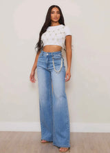 Vibrant Light Wash Wide Leg Jean With Pearl Wallet Chain