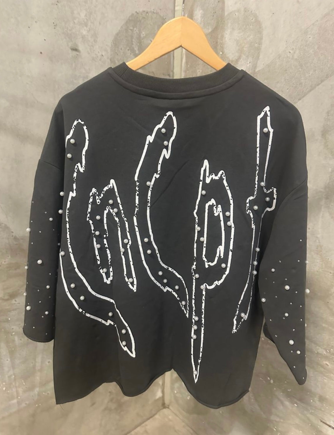 Concept Boxy Goth Pearl Tee