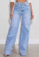 Vibrant Light Wash Boyfriend Jean
