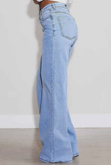 Vibrant Light Wash Boyfriend Jean