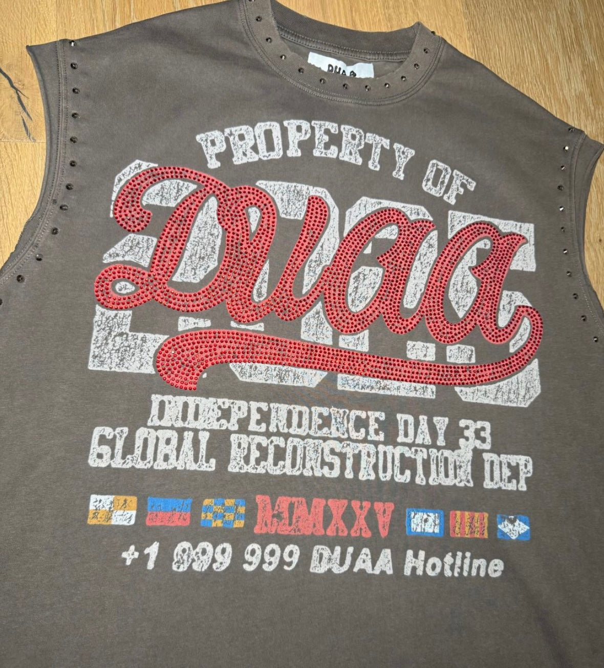 DUAA “Sails” Cut Off