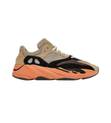 Yeezy 700 Flame Tan/Orange (damage box)